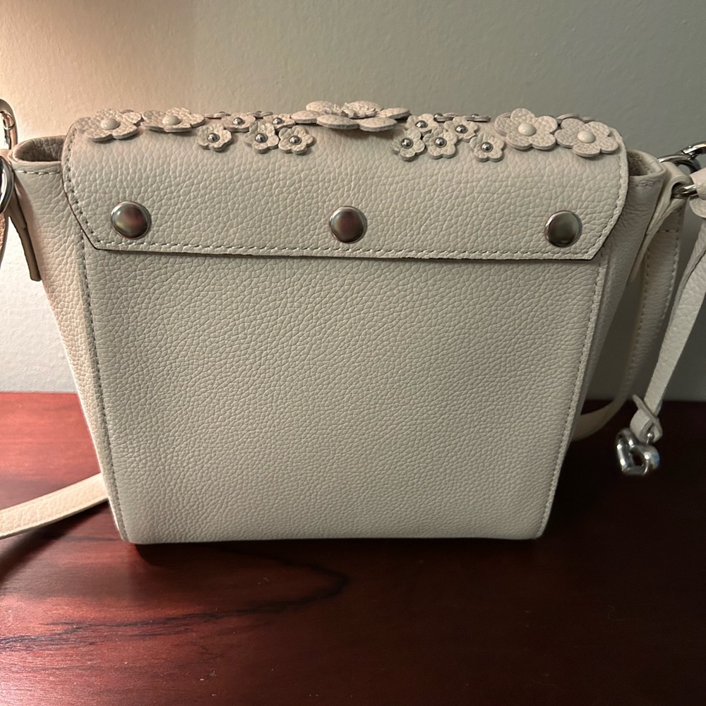 Brighton Cream Floral Crossbody Bag - Picture 3 of 9